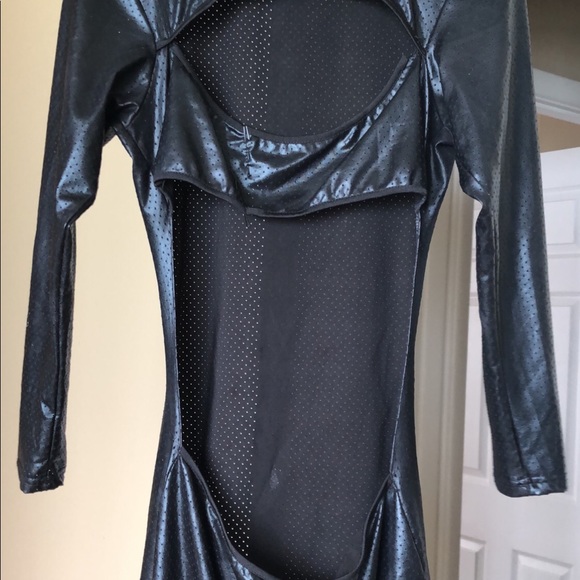 Black Dress - Picture 3 of 4